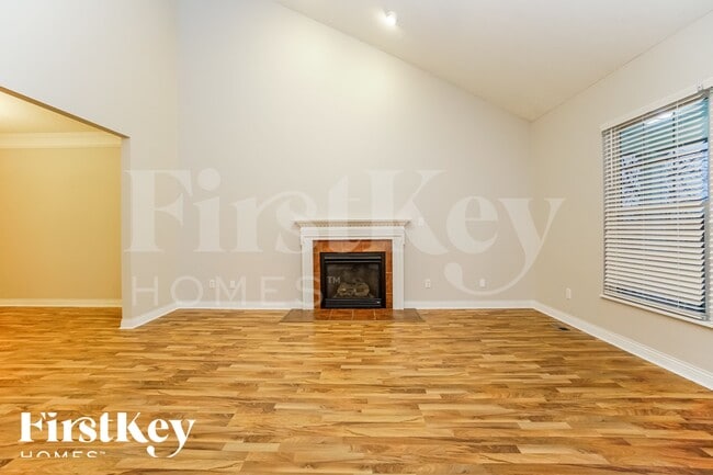 Photo - 101 Brenden Loop