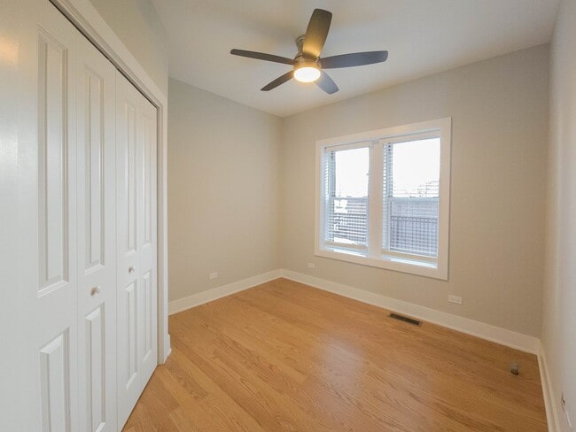 Photo - 4912 N Hermitage Ave Unidad 2