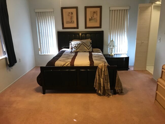 Photo - 11011 Rollingwood Dr
