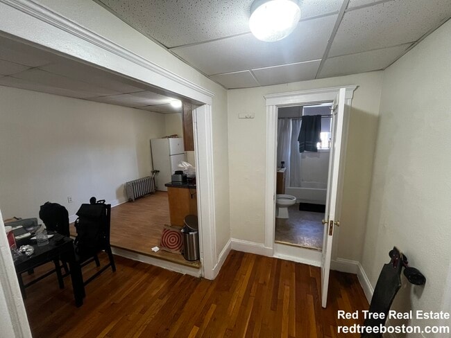 Building Photo - 66 Chiswick Rd Unit 29 Rental