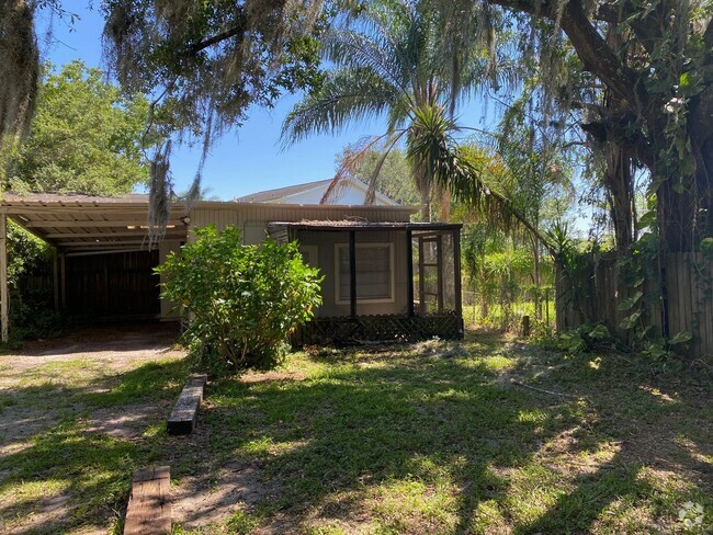 Building Photo - Affordable Efficiency Unit Available! Grea... Rental