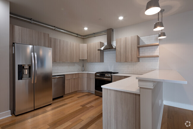 1BR, 1BA - 955SF Kitchen - 3200 Capri Dr Apartments