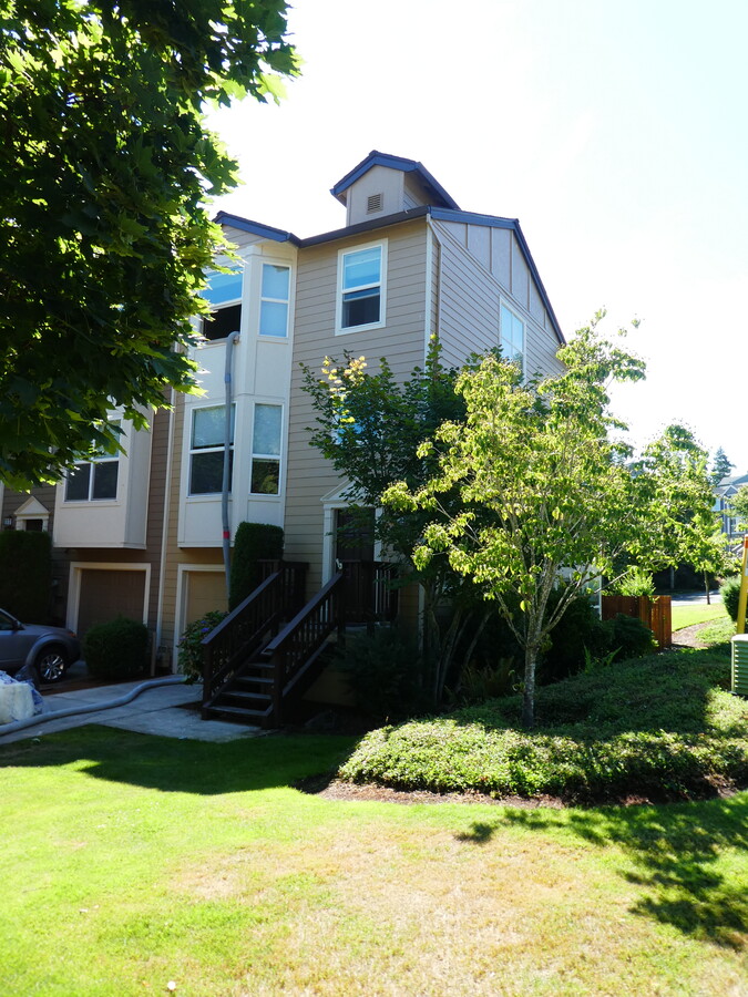 Photo - 13065 SW Seca Ct Townhome