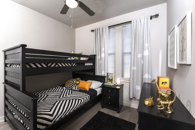 Photo - The Nightingale