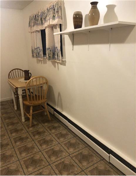 Photo - 1462 Crittenden Rd