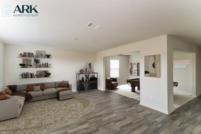 Photo - 124 Rustic Trce