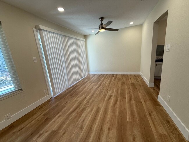 5851 El Zuparko Dr Unidad 1