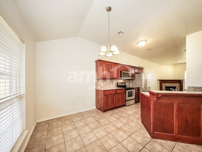 Photo - 4129 Queens Dr