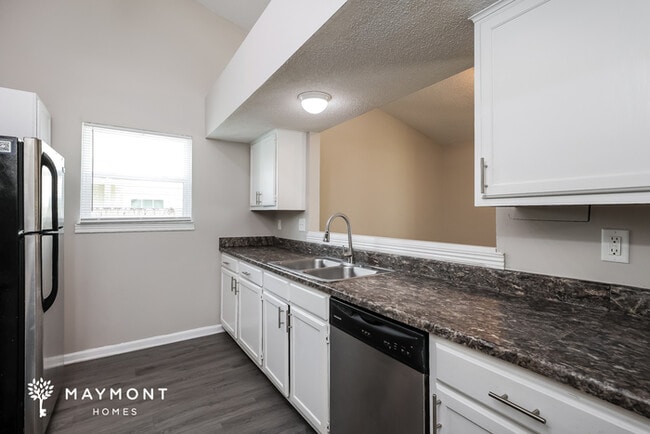 249 Persimmon Cir
