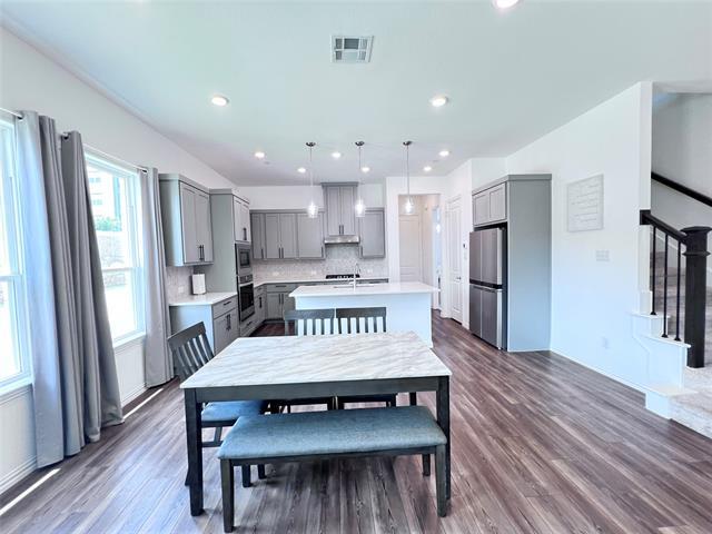 Photo - 3211 Midnight Dr