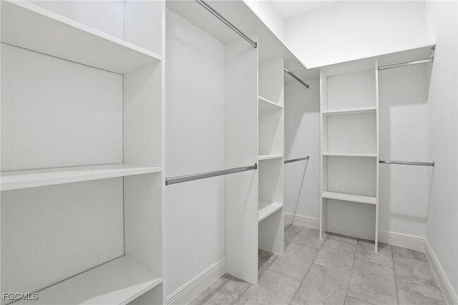 Photo - 1087 Rugby Cir
