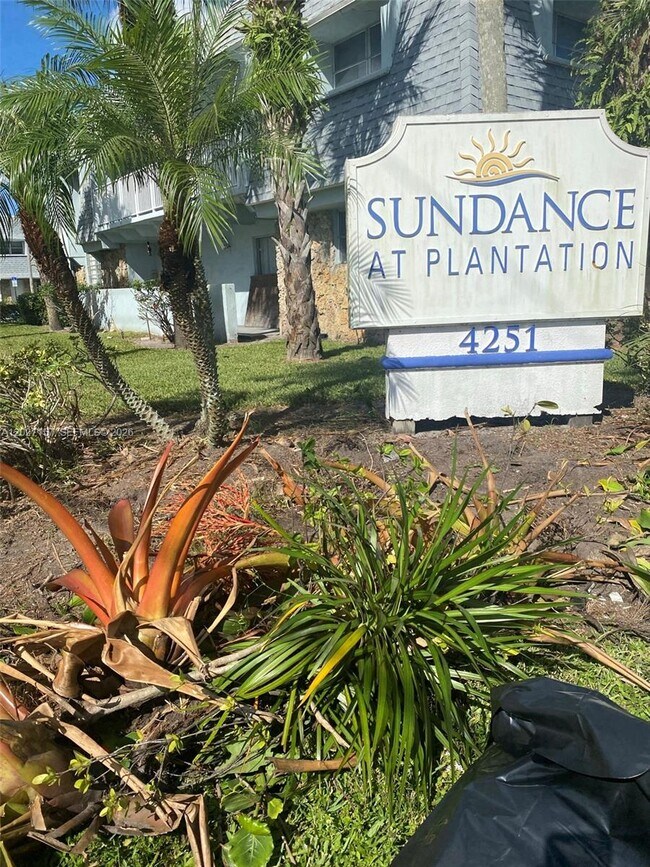 Photo - 4271 NW 5th St Unidad 117
