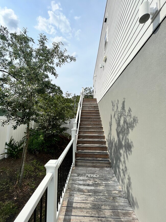 Front door - 1818 E Robinson St Unidad 1820