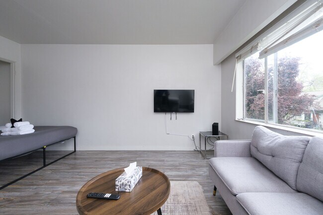 Photo - 1540 Haro St Unit 101