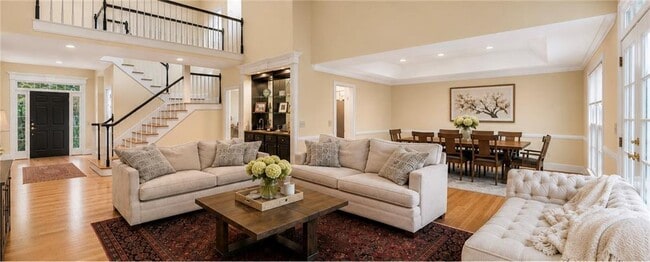 Photo - 3795 Ashford Trail NE
