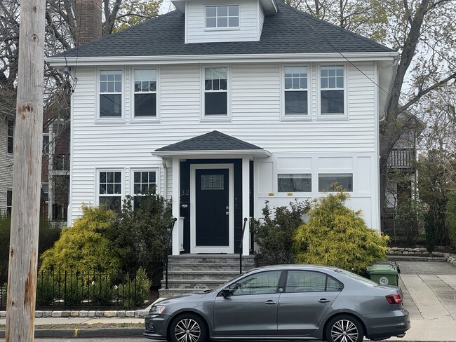 Building Photo - 32 Brimmer St