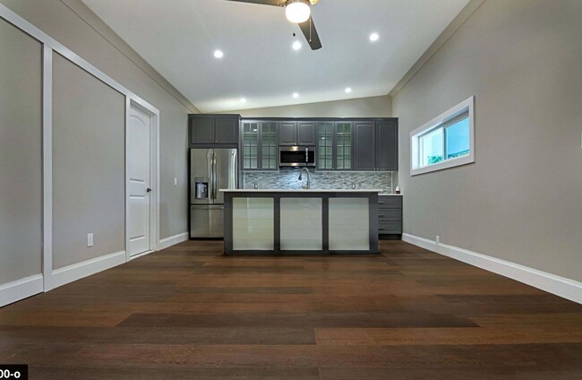 Photo - 959 SW 18th St