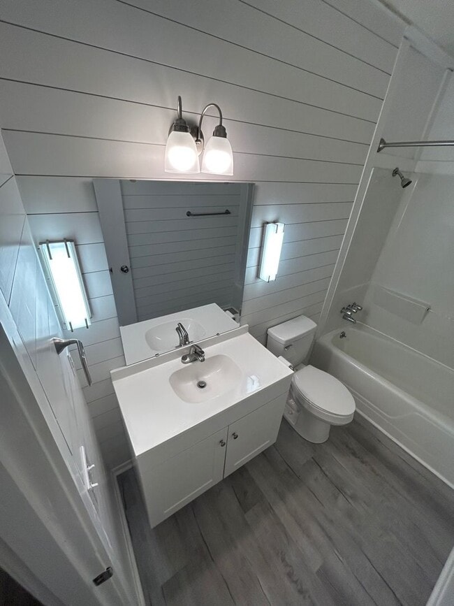 Photo - Newly Renovated - 1 Bedroom Studio - Close to UNC!