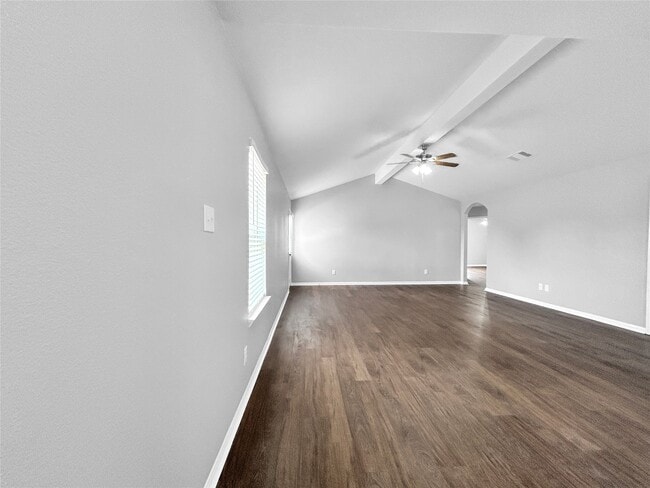 Building Photo - 12101 Seacrest Ln