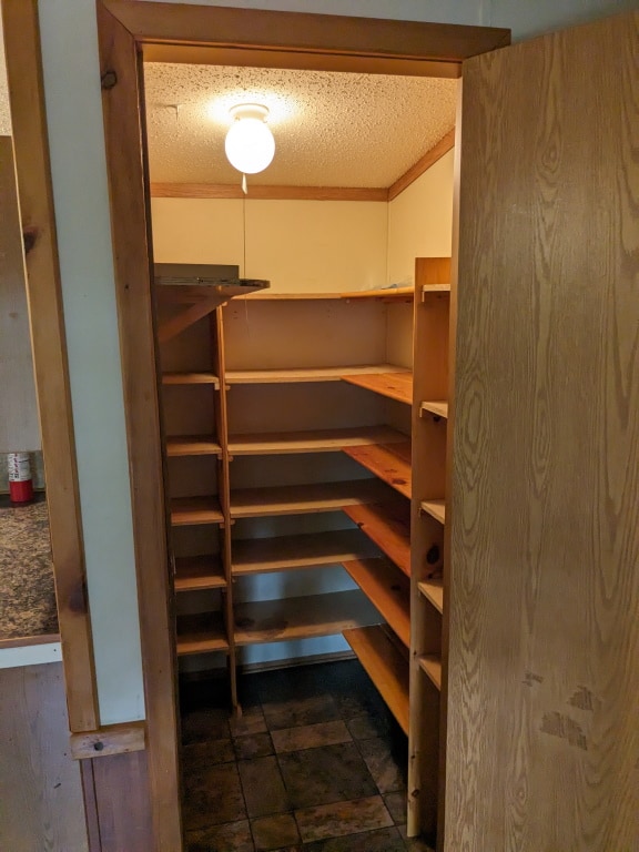 Photo - 4689 Rosemarie St