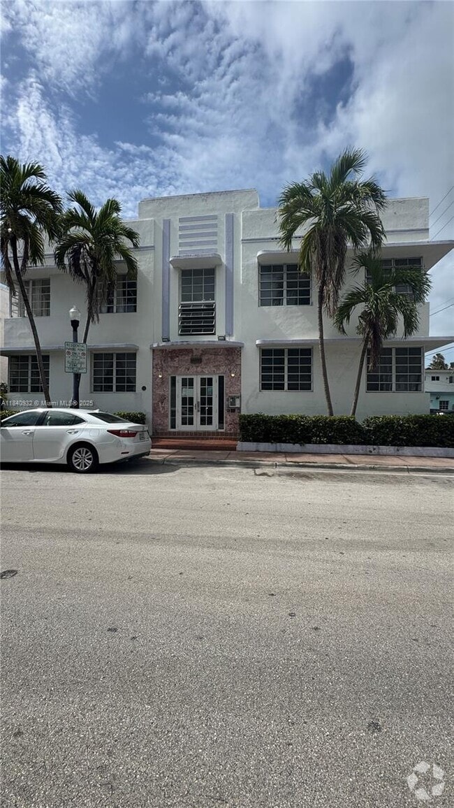 Building Photo - 610 8th St Unit 104 Rental
