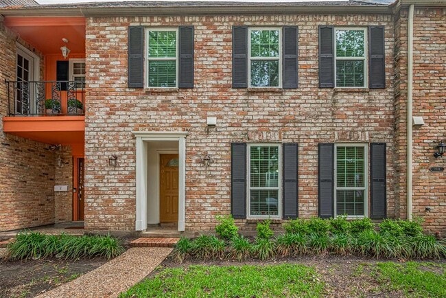 Photo - 13040 Trail Hollow Dr Condo Unit 3040
