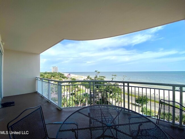 Photo - 2228 Beach Dr Unit 504