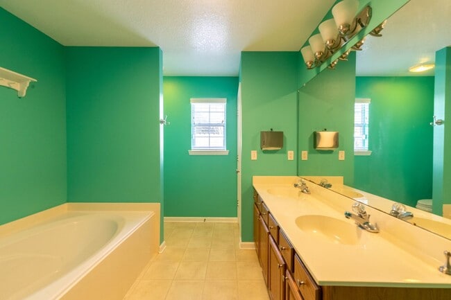 Photo - 4 BED 2 BATH NORTH WOOLMARKET SCHOOL DISTRICT!! THIS HOUSE IS A MUST SEE!!