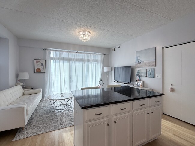 Photo - 1250 S Indiana Ave Unit 509