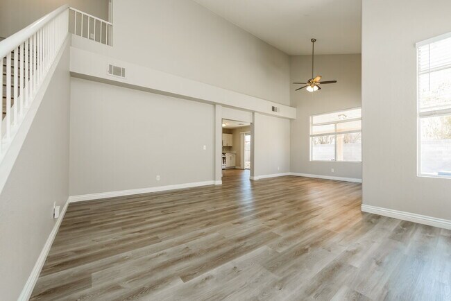 Photo - 1915 Casa Verde Dr