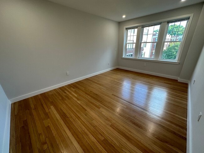 Building Photo - 15 Forest St Unit 1 Rental