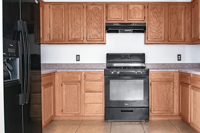 Photo - 541 W Melrose Dr