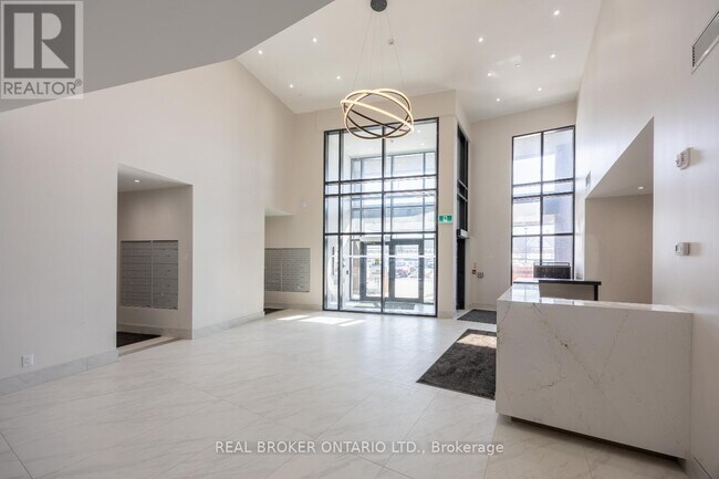 Photo - 51 Clarington Blvd Unité 523