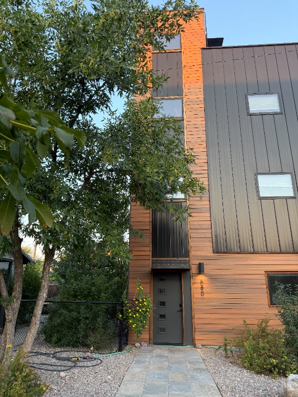 Photo - 680 S Johnson St Unidad 2