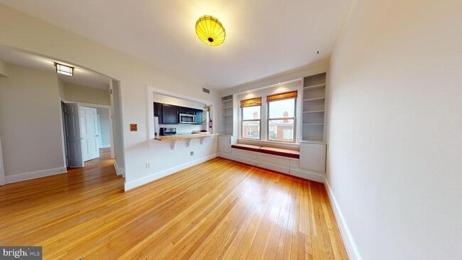 Photo - 18 9th St NE Unit 405