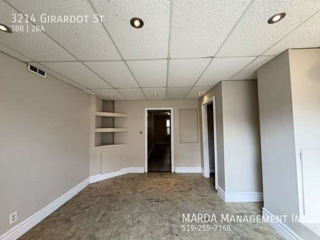 Building Photo - SPACIOUS 3 BED/2 BATH HOME- WEST WINDSOR + HYDRO, WATER & GAS!