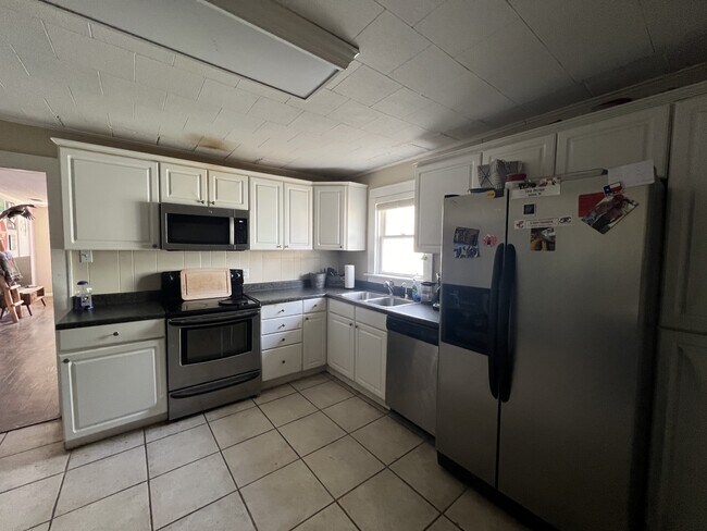 Photo - 2514 21st St