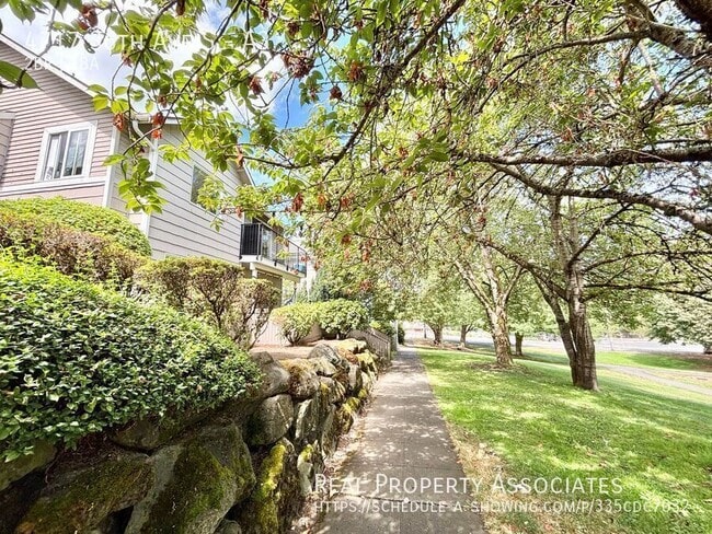 Photo - 4717 36th Ave S Unidad A3