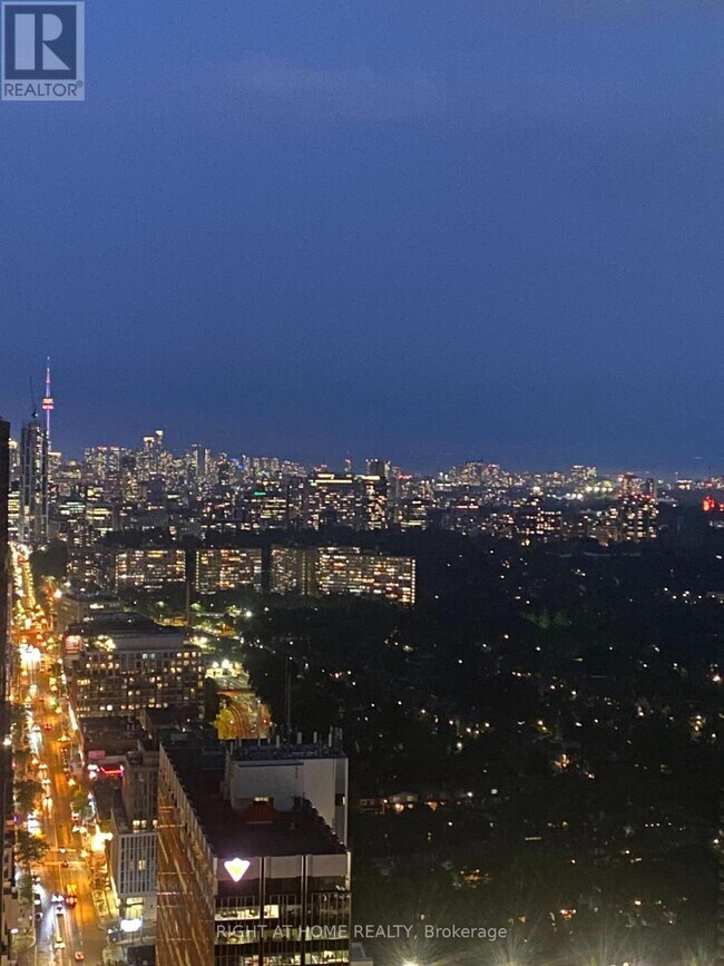 Photo - 8 Eglinton Ave E Unit 3604
