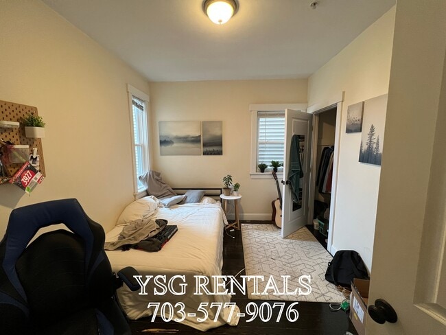 Photo - 194 Hillside St