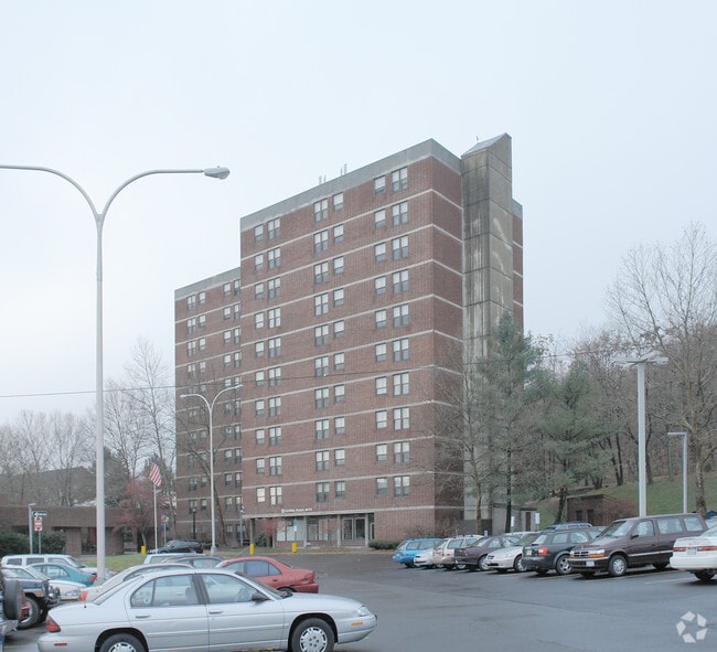Photo - Cayuga Plaza Apartments