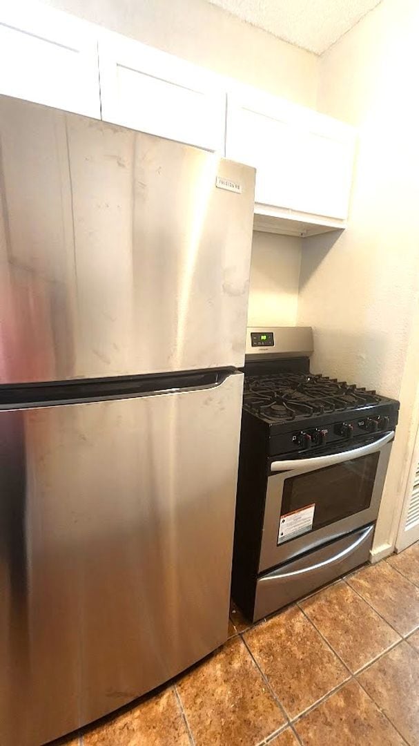 Photo - 2 Bed 1 Bath Duplex in the Aurora Addn NW OKC