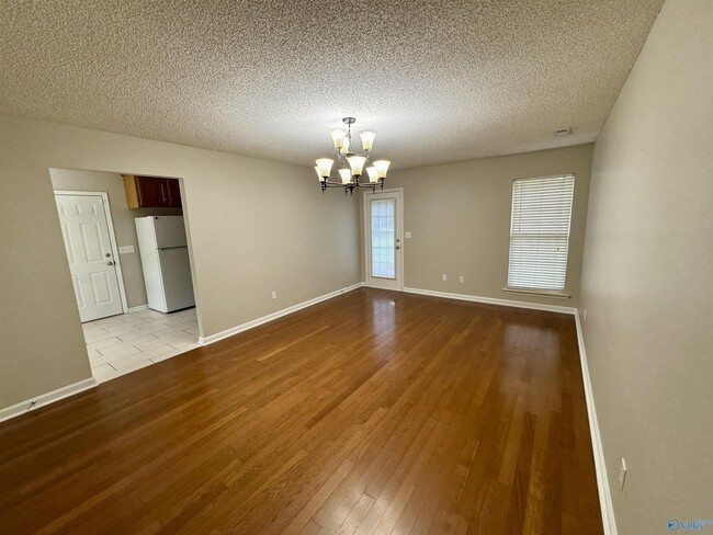 Photo - 103 Balsam Poplar Way