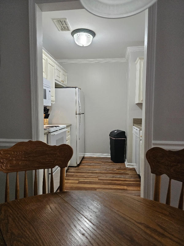 Photo - 904 N Montgomery St Unidad #43