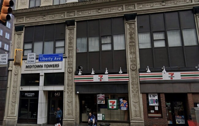 Building Photo - 643 Liberty Ave