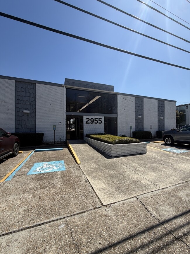 Photo - 2955 Ridgelake Dr