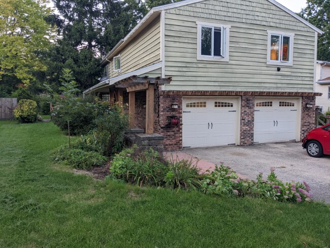 Photo - 2506 Brett Dr