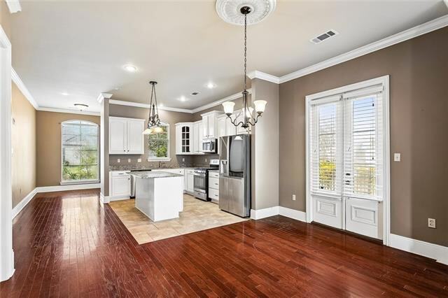 Photo - 350 Palmer Ct