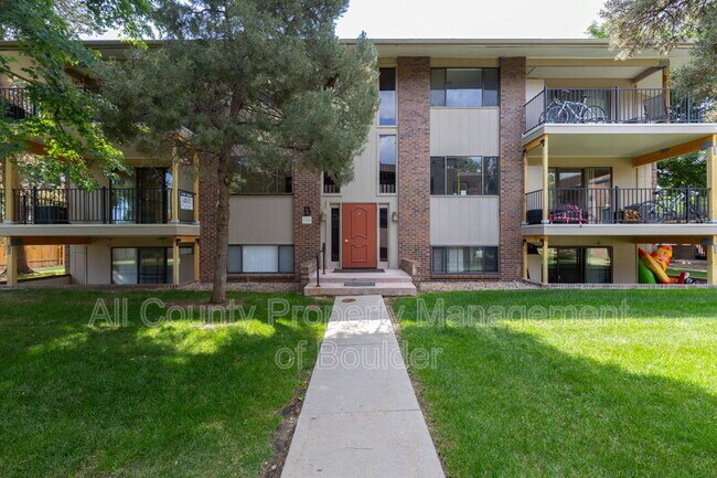 Building Photo - 600 Manhattan Dr Unit 5B
