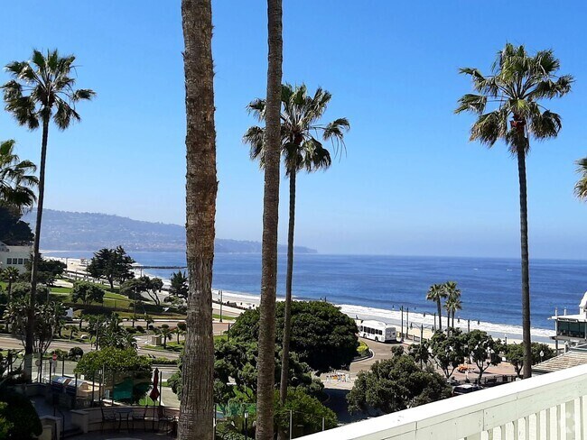 Building Photo - Totally Updated Ocean View 1 bedroom in Th... Unit 115 Rental